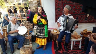 Ансамбль 