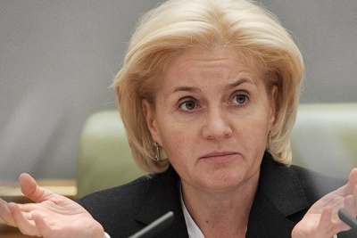 Почти пять миллионов россиян получают зарплату ниже МРОТ, заявила Голодец